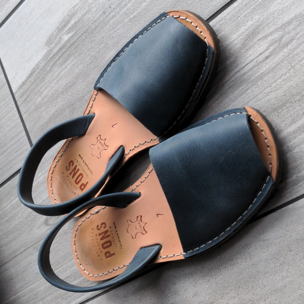 Blue Avarca Pons sandals